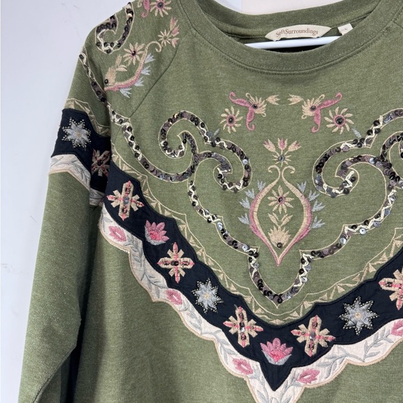 Soft Surroundings Size Large Illimani Sweatshirt Top Green Embroidered Sequin - Picture 4 of 5